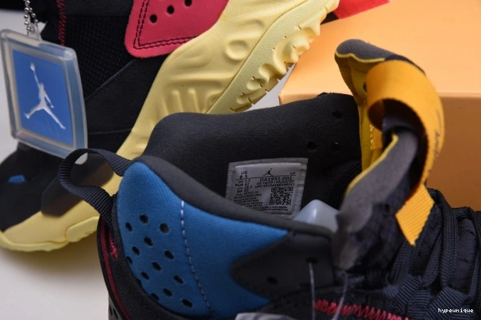 HYPE DA1951-001 X DELTA UNION NOIR' LA MID 'OFF JORDAN 0712